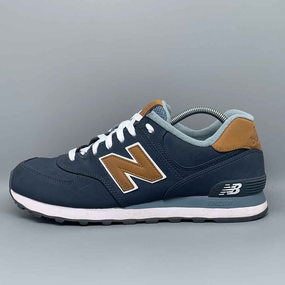 New Balance Navy and Brown Sneakers - Picture 7 of 10